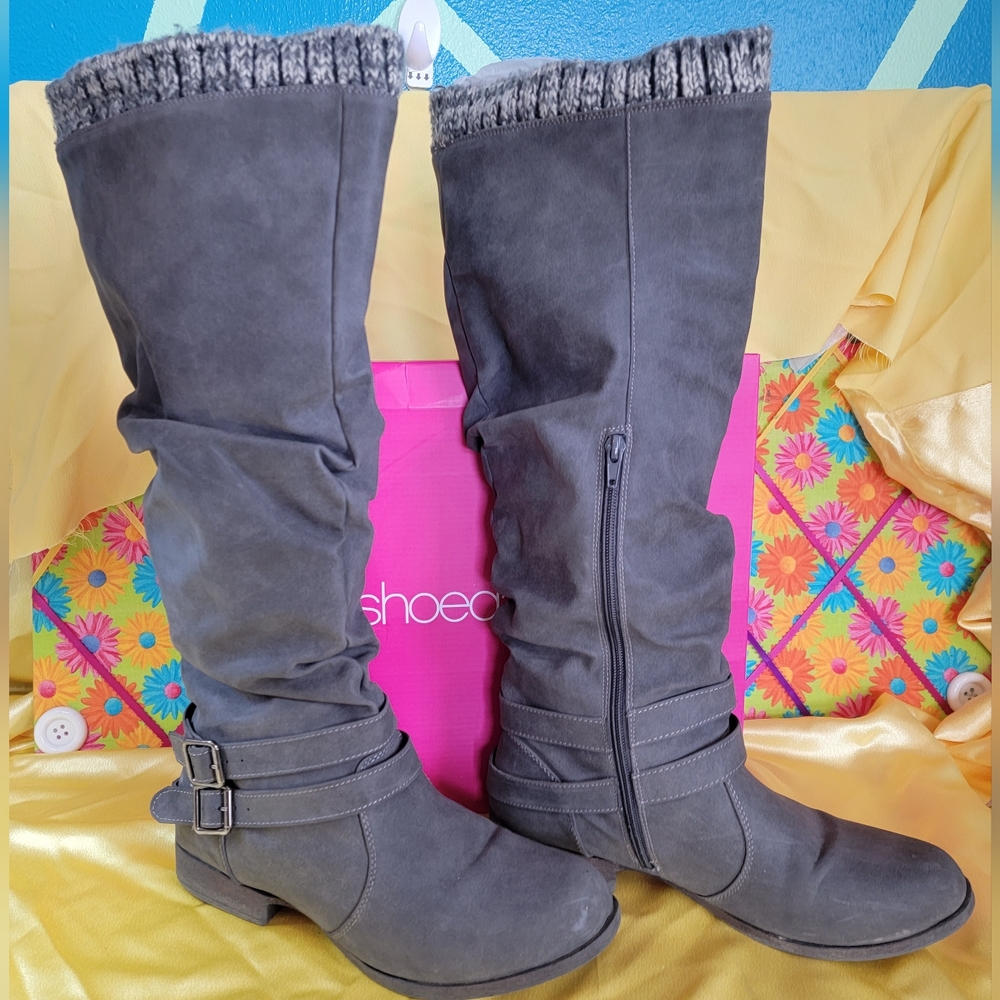 Pillar flat boot